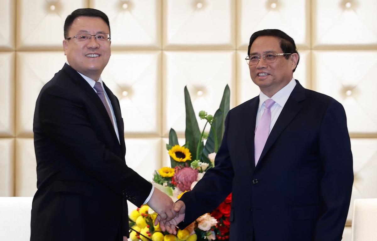 Thủ tướng Phạm Minh Chính tiếp ông Vương Tiểu Quân - Phó chủ tịch Tập đoàn Xây dựng Điện Trung Quốc (PowerChina), chiều 24/6. Ảnh: Nhật Bắc