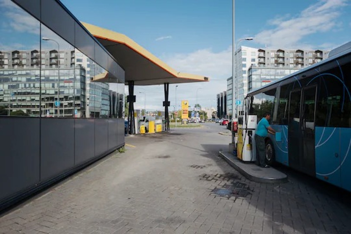 Một trạm xăng ở Tallinn, Estonia. Ảnh: WP
