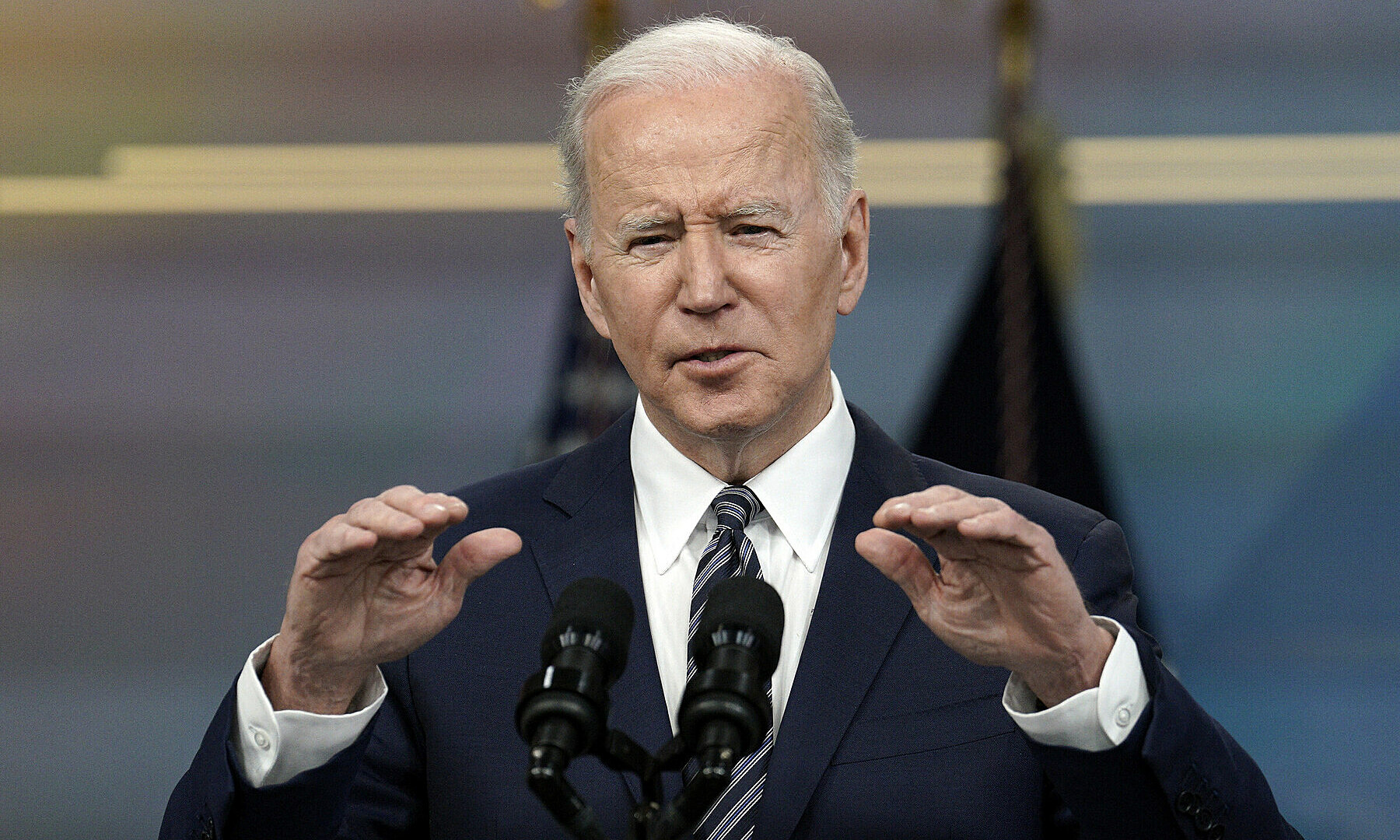 Tổng thống Mỹ Joe Biden phát biểu tại Nhà Trắng về kế hoạch năng lượng ngày 31/3. Ảnh: Reuters.