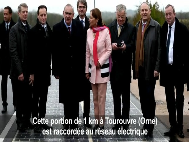 Pháp mở con đường bằng pin mặt trời đầu tiên trên thế giới