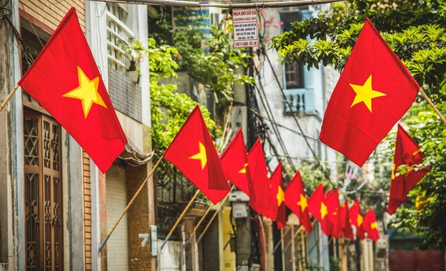 SChannel đồng hành cùng cộng đồng mạng trong chiến dịch lan tỏa sắc cờ đỏ nhân dịp Quốc Khánh 2/9- Ảnh 1. SChannel đồng hành cùng cộng đồng mạng trong chiến dịch lan tỏa sắc cờ đỏ nhân dịp Quốc Khánh 2/9- Ảnh 1.