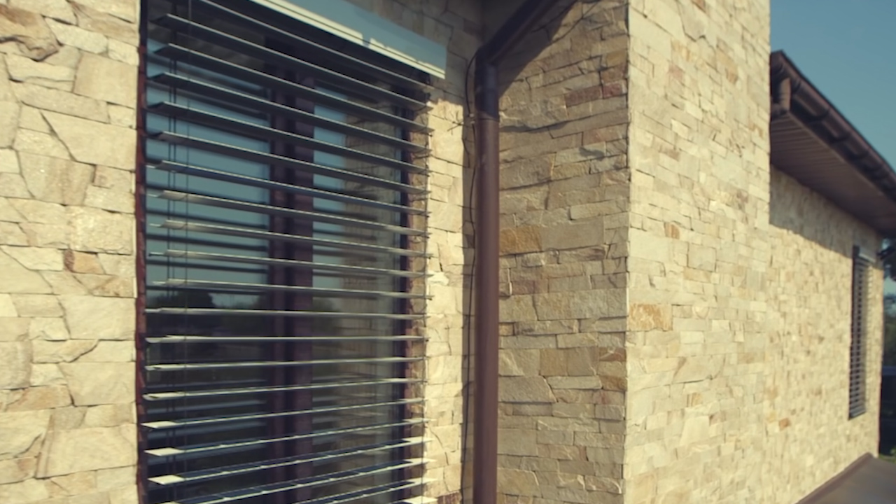 Rèm che nắng hấp thụ năng lượng mặt trời