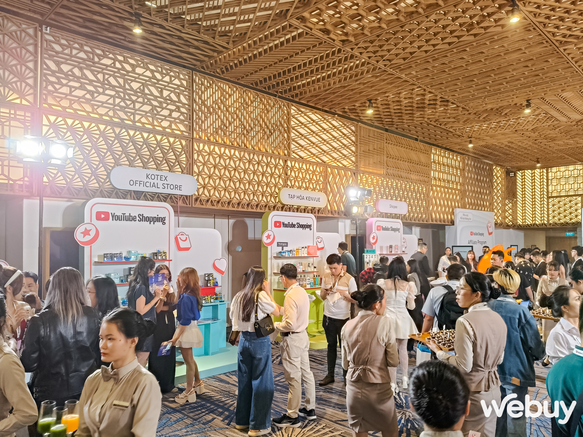 YouTube Shopping Affiliate chính thức có mặt tại Việt Nam: Cơ hội phát triển mạnh mẽ cho các nhà sáng tạo nội dung- Ảnh 6. YouTube Shopping Affiliate chính thức có mặt tại Việt Nam: Cơ hội phát triển mạnh mẽ cho các nhà sáng tạo nội dung- Ảnh 6.