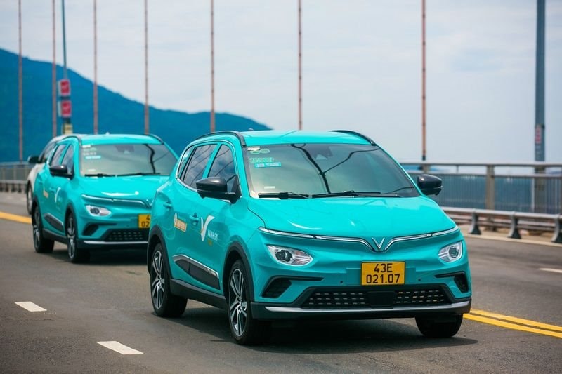 Các doanh nghiệp của tỷ phú Phạm Nhật Vượng đồng loạt cảnh báo tình trạng lừa đảo tài chính trên mạng- Ảnh 1. Các doanh nghiệp của tỷ phú Phạm Nhật Vượng đồng loạt cảnh báo tình trạng lừa đảo tài chính trên mạng- Ảnh 1.
