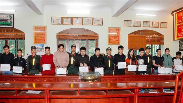 Dùng AI tạo bản tin giả mạo VTV để lừa bán ô tô giá bèo, chiếm đoạt hàng trăm tỷ đồng- Ảnh 3. Dùng AI tạo bản tin giả mạo VTV để lừa bán ô tô giá bèo, chiếm đoạt hàng trăm tỷ đồng- Ảnh 3.