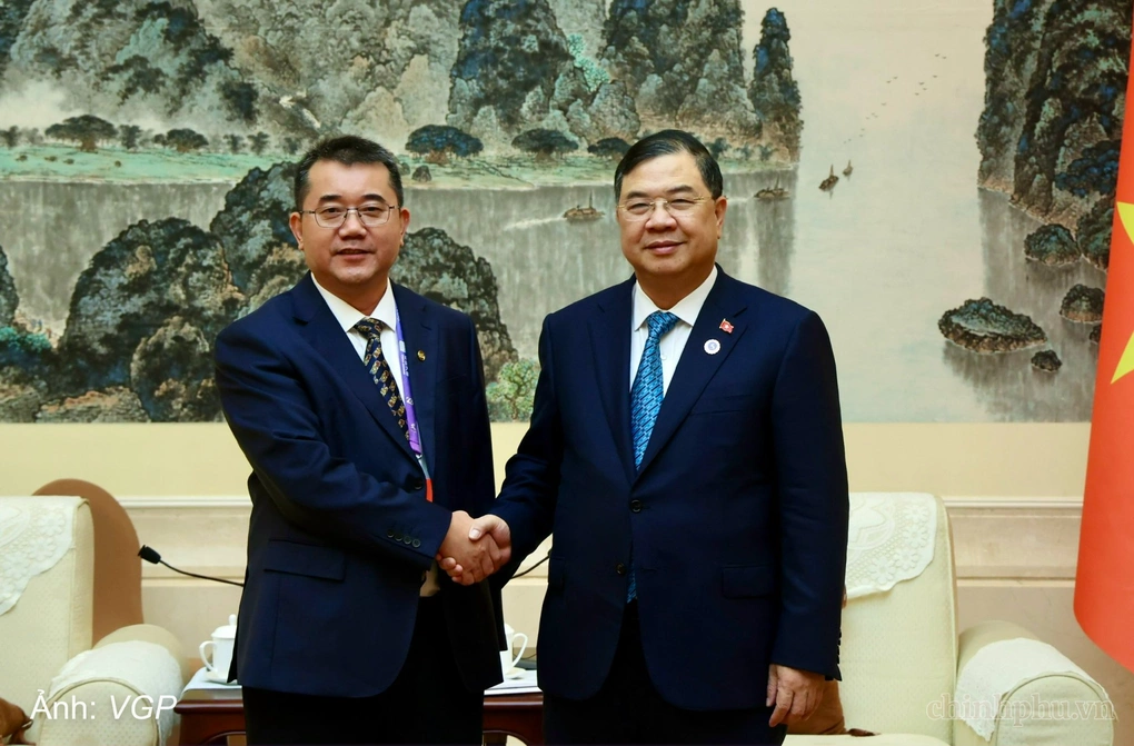 Phó thủ tướng Thường trực Phạm Gia Túc tiếp ông Zhang Deliang, Phó tổng giám đốc Tập đoàn Xây dựng Năng lượng Trung Quốc (CEEC). Ảnh: VGP